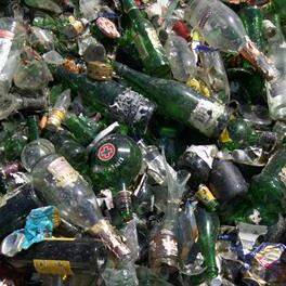Recycling Altglas (Buntglas)