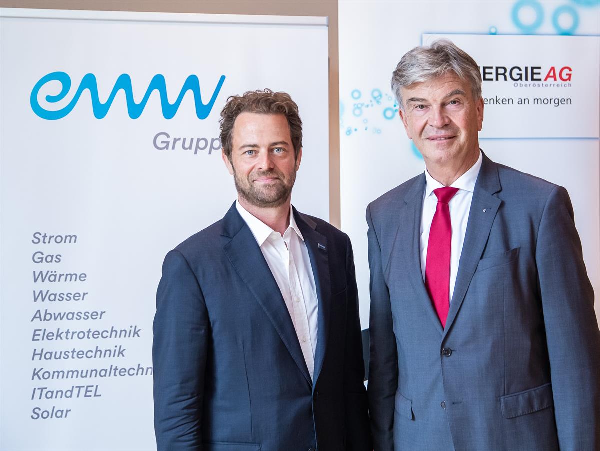 Mag. Florian Niedersüß von der eww ag und DDr. Werner Steinecker von der Energie AG Oberösterreich