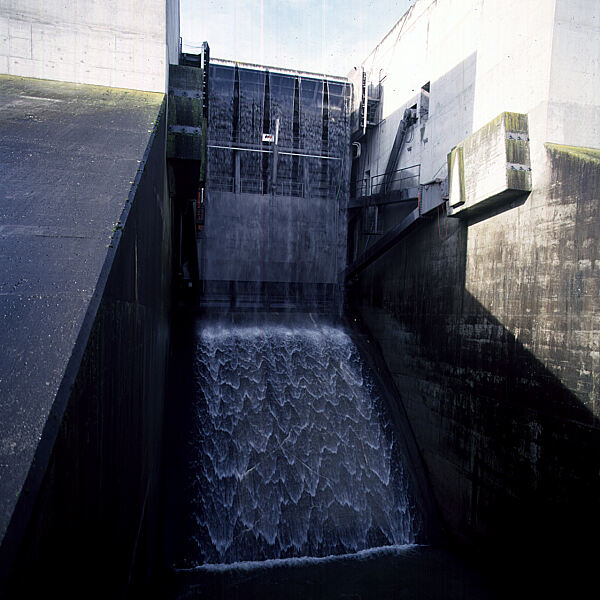 Wehrfeld Wasserkraftwerk Traun-Pucking (Traun)