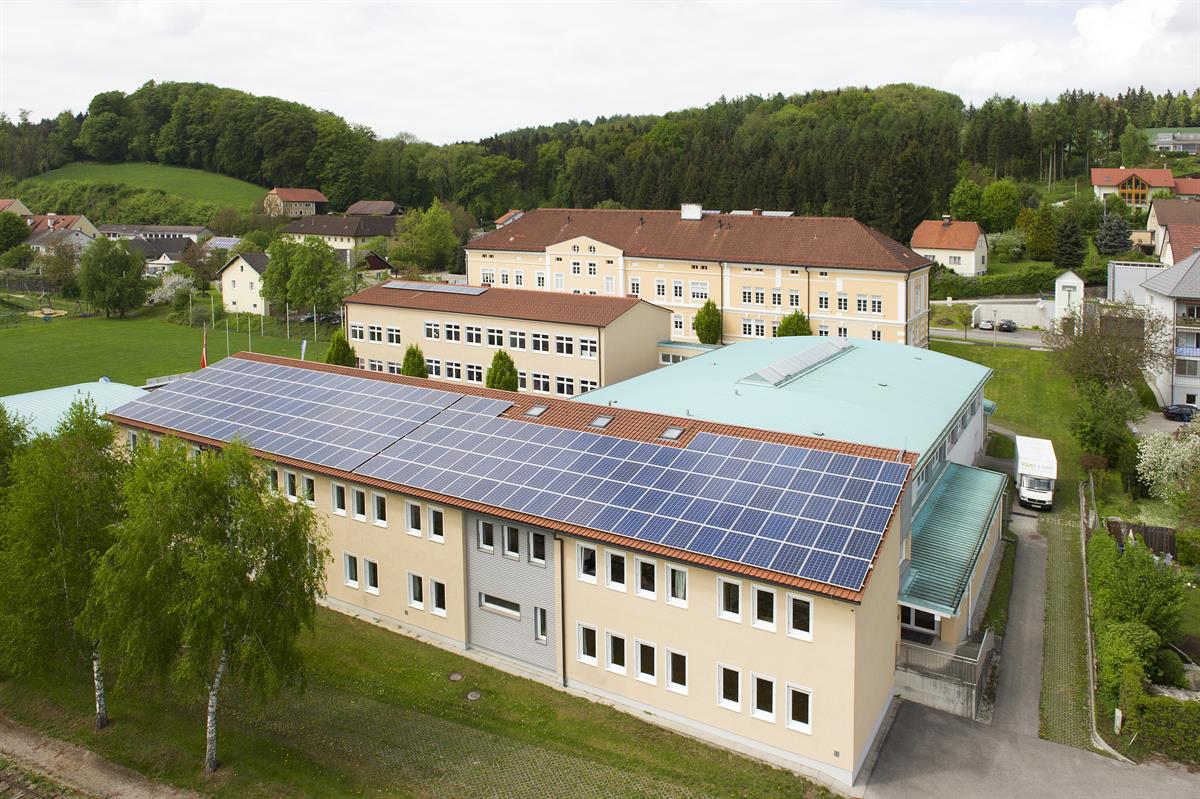 Luftbild Photovoltaik-Kraftwerk St. Florian