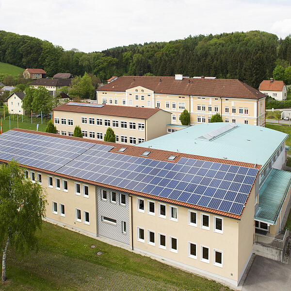 Luftbild Photovoltaik-Kraftwerk St. Florian