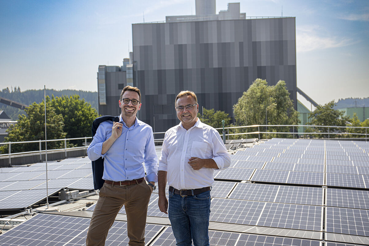 Energie AG Umwelt Service: Photovoltaikanlage versorgt Kühlgeräte-Recycling-Anlage in Timelkam mit Sonnenstrom