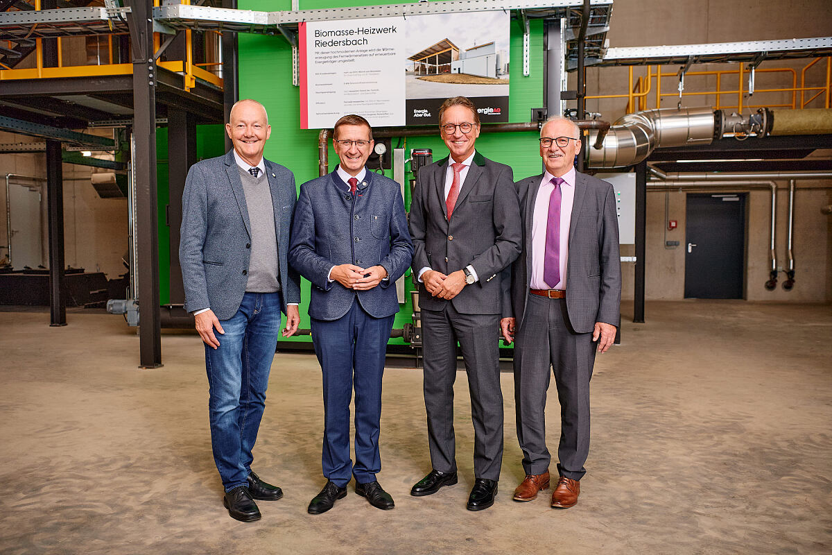 Erneuerbare Wärmeversorgung: Energie AG eröffnet Biomasseheizwerk in Riedersbach
